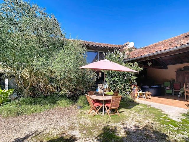 Vente Maison 7 pièces 161 m2 Saint Arroman
