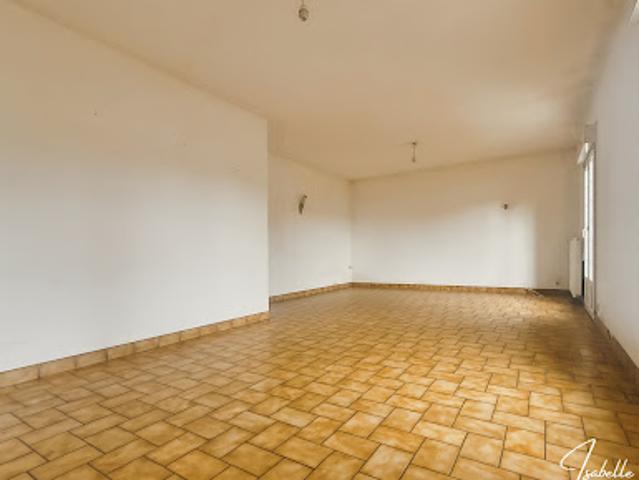 Vente Maison 7 pièces 161 m2 Saint Julien de Vouvantes