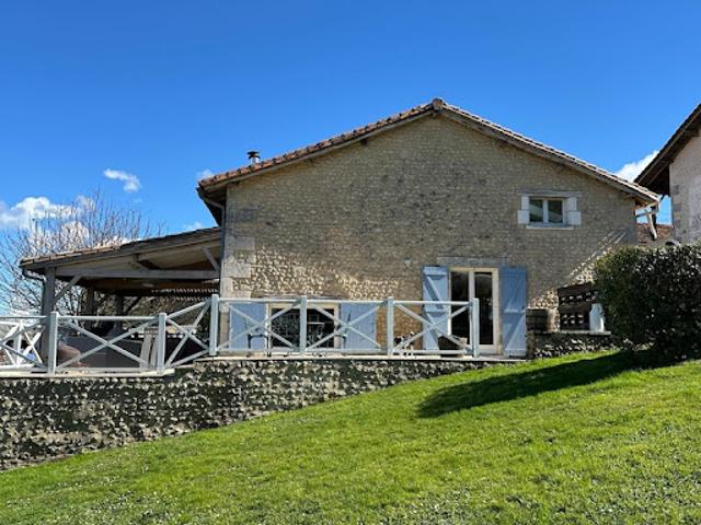 Vente Maison 7 pièces 161 m2 Salles Lavalette