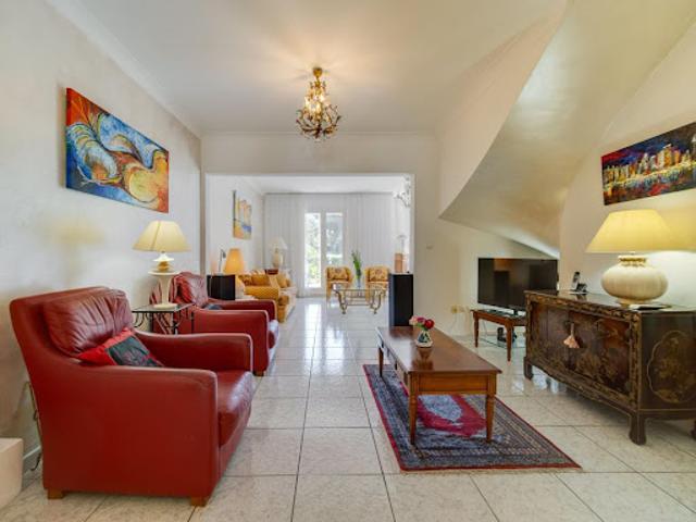 Vente Maison 7 pièces 162 m2 Marseille 9ème