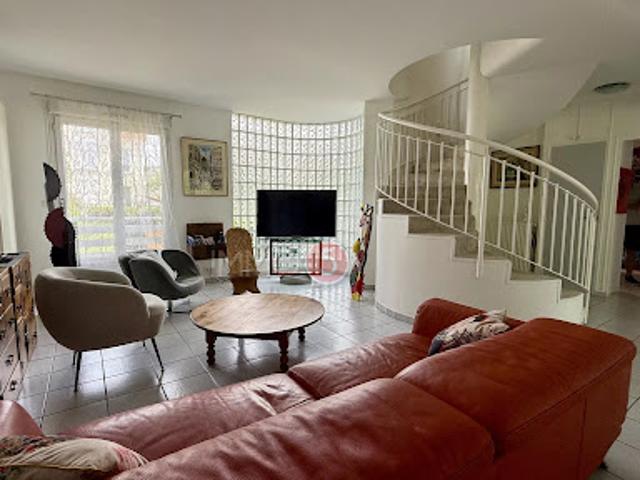 Vente Maison 7 pièces 162 m2 Gagny