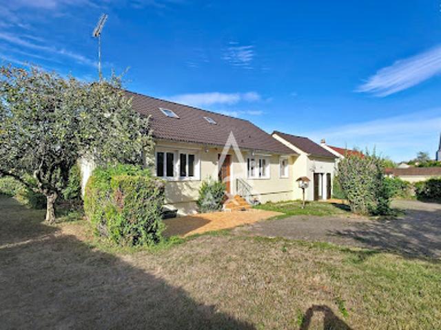 Vente Maison 7 pièces 162 m2 La Chapelle Saint Sépulcre