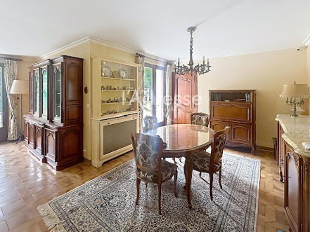 Vente Maison 7 pièces 163 m2 Montfermeil
