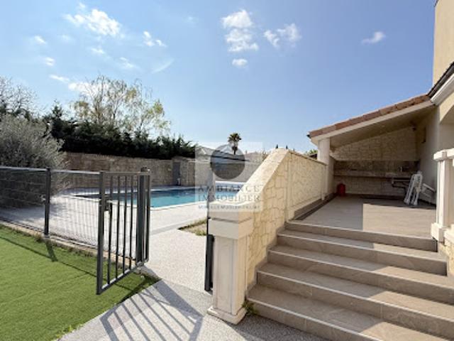 Vente Maison 7 pièces 163 m2 Bourg les valence