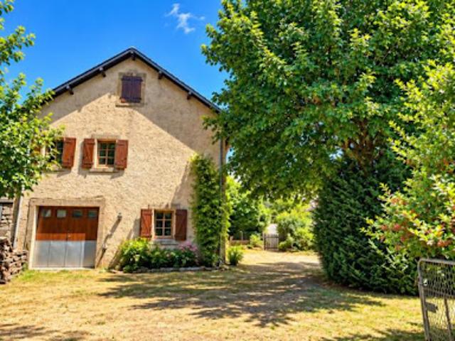 Vente Maison 7 pièces 163 m2 Saint Sauveur Camprieu