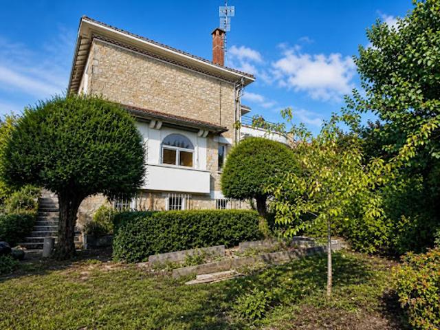 Vente Maison 7 pièces 163 m2 Thenon