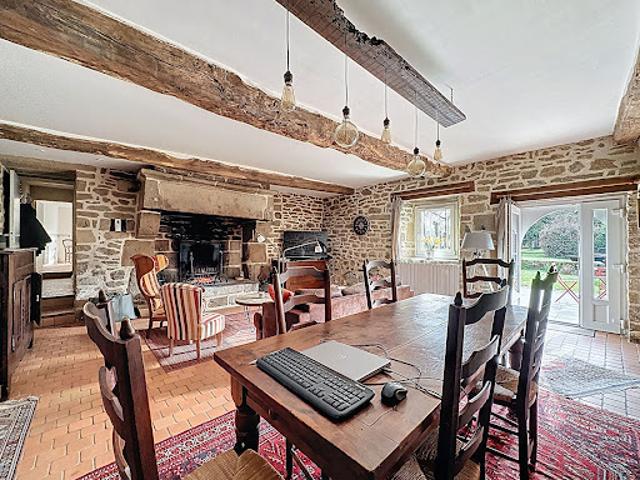 Vente Maison 7 pièces 174 m2 Languédias
