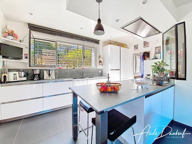 Vente Maison 7 pièces 174 m2 Saint Jorioz