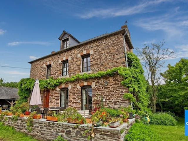 Vente Maison 7 pièces 174 m2 Saint Péran