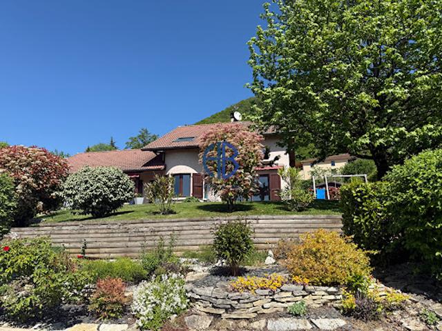Vente Maison 7 pièces 174 m2 Voiron