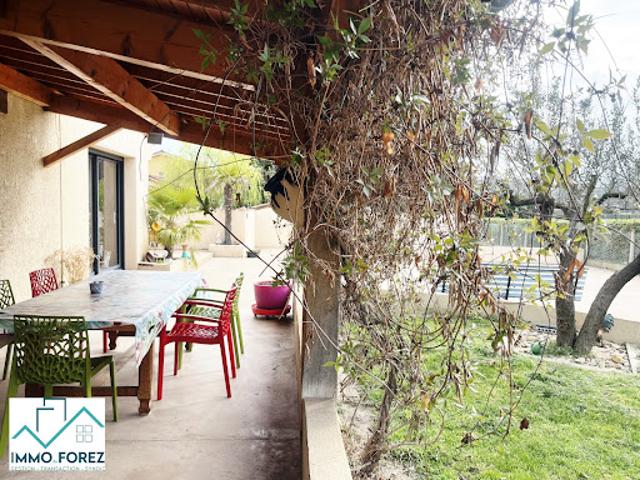 Vente Maison 7 pièces 174.72 m2 Civens