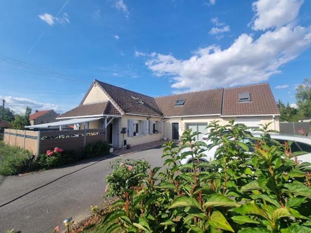 Vente Maison 7 pièces 175 m2 Nogent l'Artaud