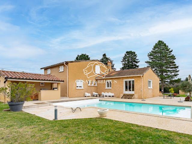 Vente Maison 7 pièces 175 m2 Charly