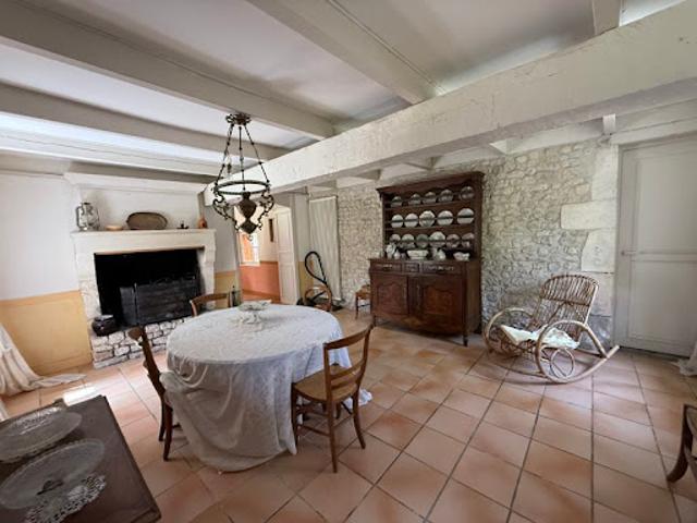 Vente Maison 7 pièces 175 m2 Criteuil la Magdeleine