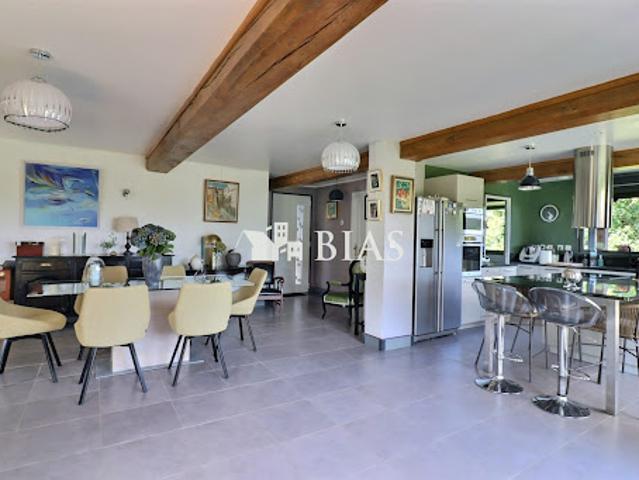Vente Maison 7 pièces 175 m2 Foulbec