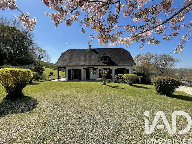 Vente Maison 7 pièces 175 m2 Lagor