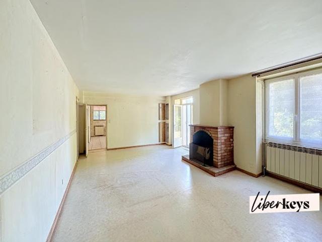 Vente Maison 7 pièces 175 m2 Riberac