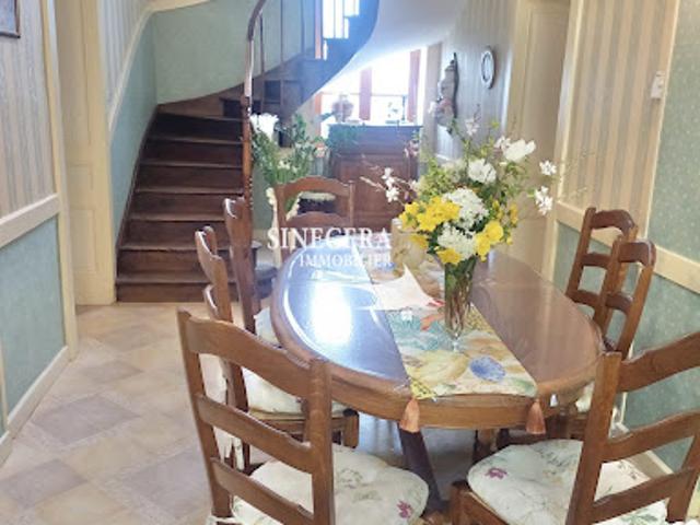 Vente Maison 7 pièces 175 m2 Riberac