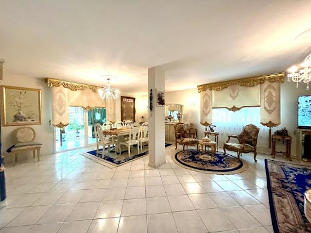 Vente Maison 7 pièces 175 m2 Vétraz Monthoux