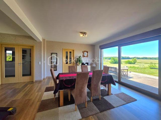 Vente Maison 7 pièces 176 m2 Freybouse