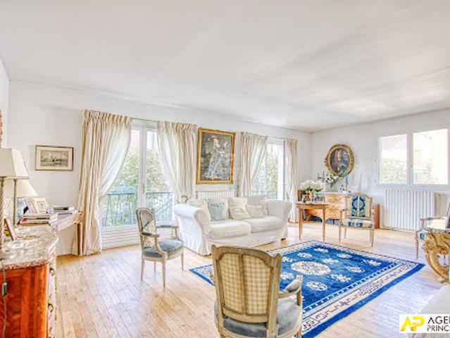 Vente Maison 7 pièces 176 m2 Versailles