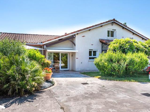 Vente Maison 7 pièces 176.45 m2 Estillac