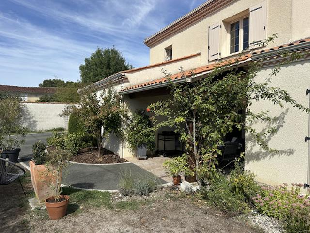 Vente Maison 7 pièces 177 m2 Ars