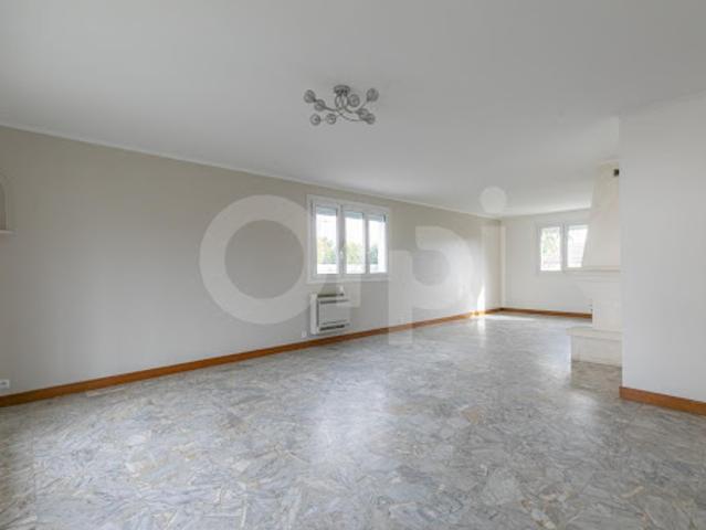 Vente Maison 7 pièces 177 m2 Pontault Combault