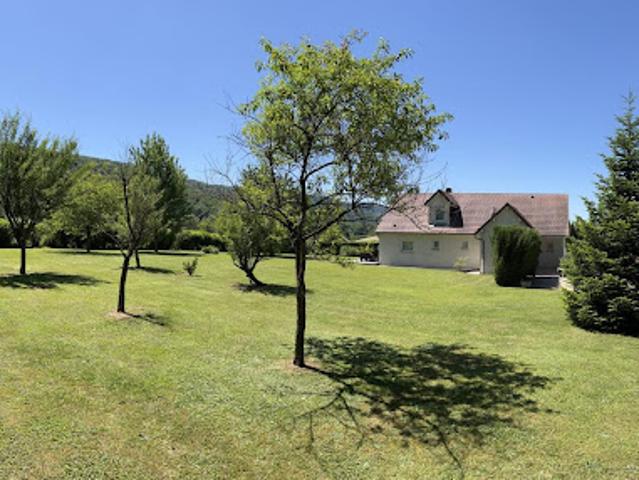 Vente Maison 7 pièces 177 m2 Devecey