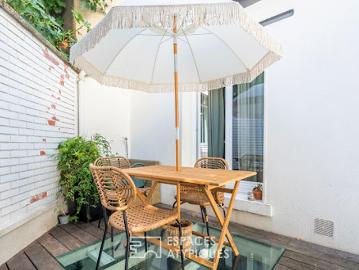 Vente Maison 7 pièces 177.62 m2 Paris 20ème