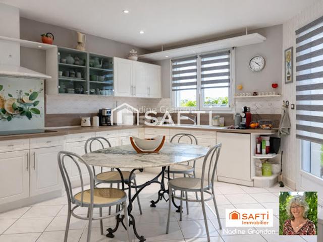 Vente Maison 7 pièces 178 m2 Brie sous Chalais