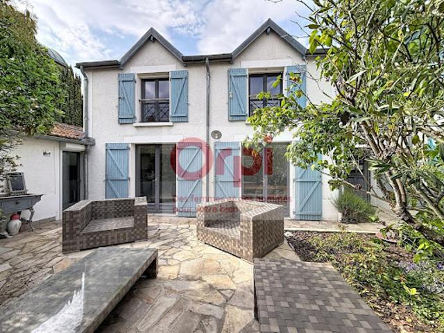 Vente Maison 7 pièces 178 m2 Issy les Moulineaux