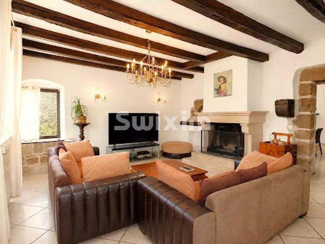 Vente Maison 7 pièces 178.24 m2 Hauteville sur Fier