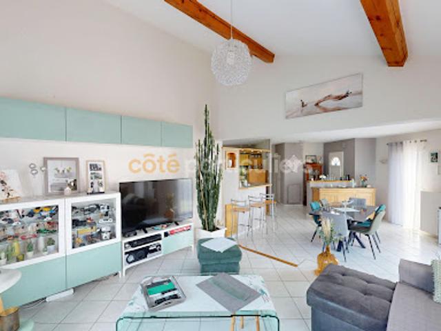 Vente Maison 7 pièces 179 m2 Mortagne sur Sèvre
