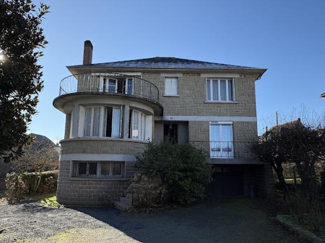 Vente Maison 7 pièces 179 m2 Objat