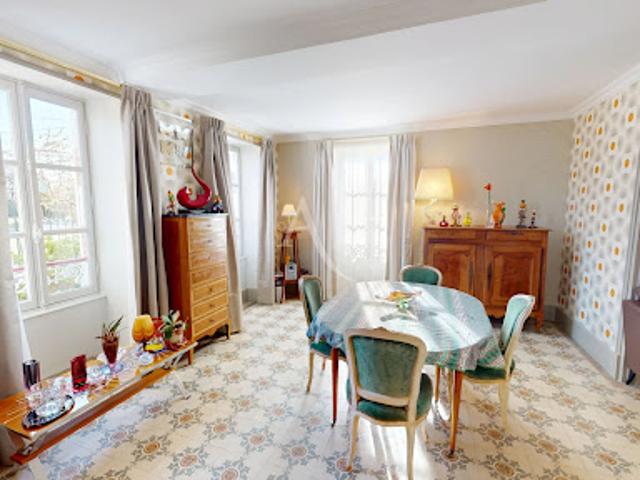 Vente Maison 7 pièces 179.72 m2 Vrigny