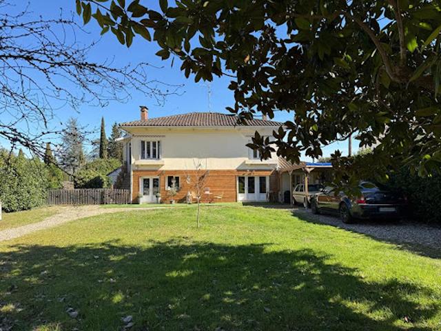 Vente Maison 7 pièces 170 m2 Miramont de Guyenne