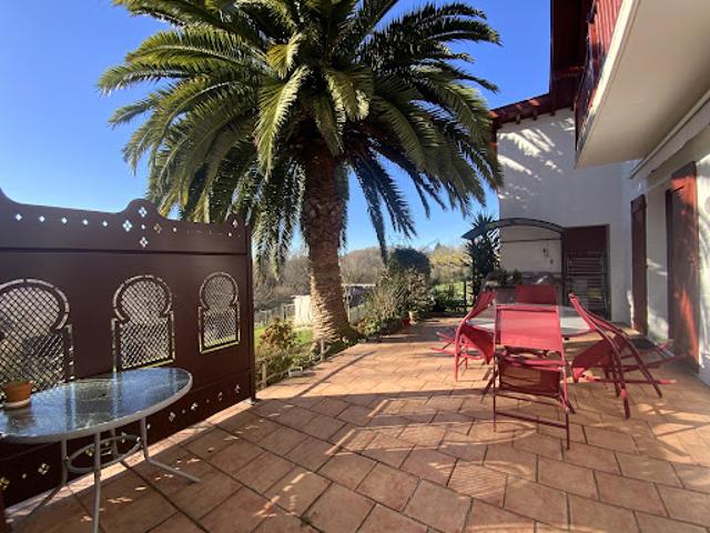 Vente Maison 7 pièces 170 m2 Halsou