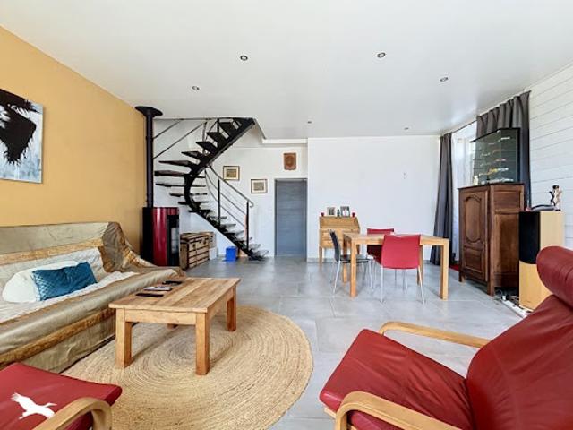 Vente Maison 7 pièces 170 m2 Saint Pierre d'Amilly
