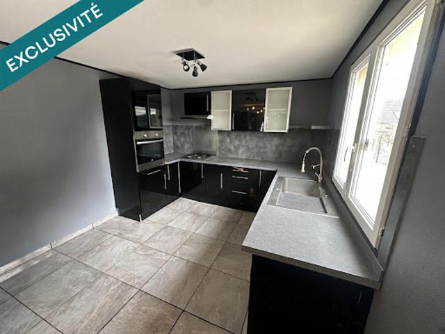 Vente Maison 7 pièces 170 m2 Saint Pierre du Mont