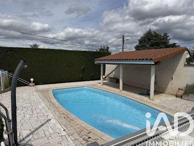 Vente Maison 7 pièces 170 m2 Veauche