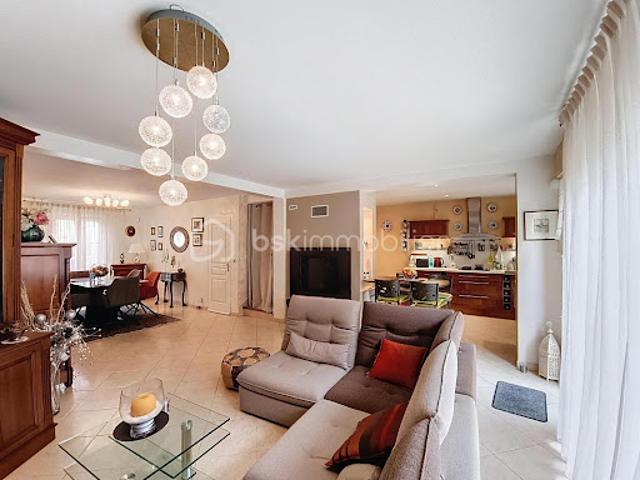 Vente Maison 7 pièces 170.65 m2 Dammartin en Goële