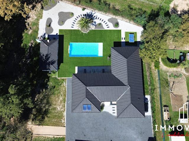 Vente Maison 7 pièces 171 m2 Castelsarrasin