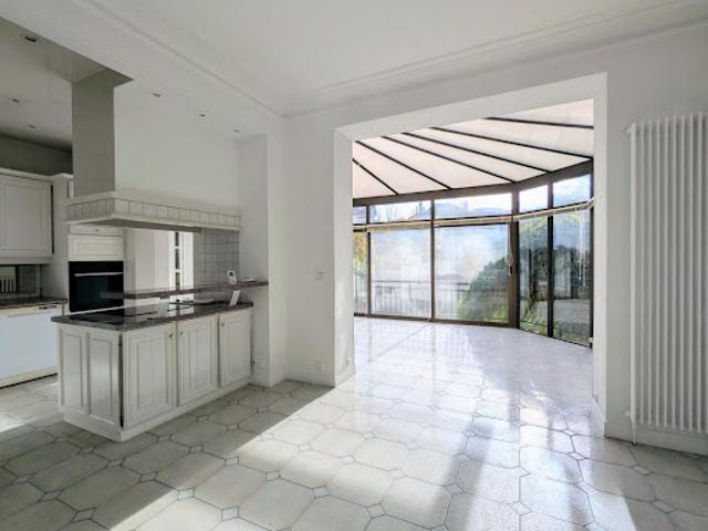 Vente Maison 7 pièces 171 m2 Lagny sur Marne
