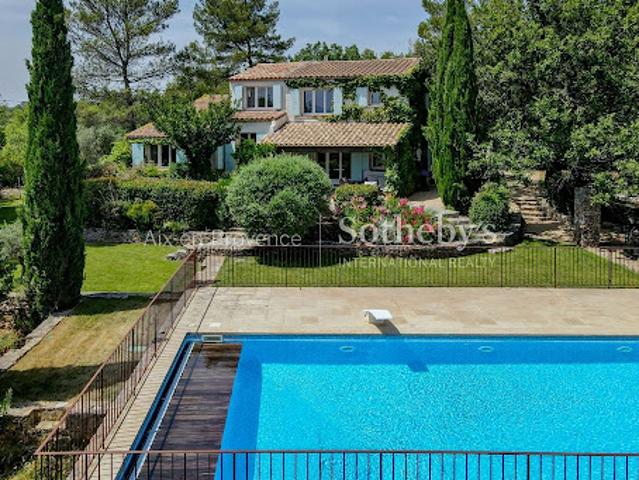 Vente Maison 7 pièces 171 m2 Aix en Provence