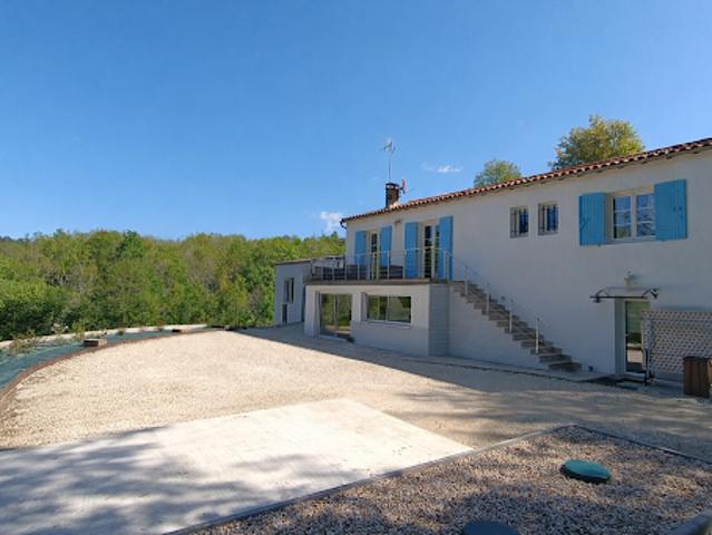 Vente Maison 7 pièces 171 m2 Sarliac sur l'Isle