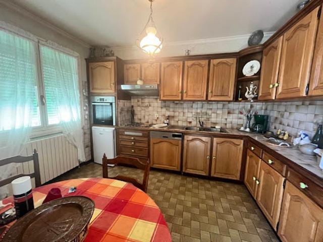 Vente Maison 7 pièces 172 m2 Brignac la Plaine