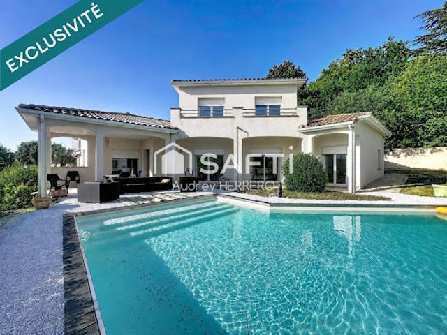 Vente Maison 7 pièces 172 m2 Castelginest