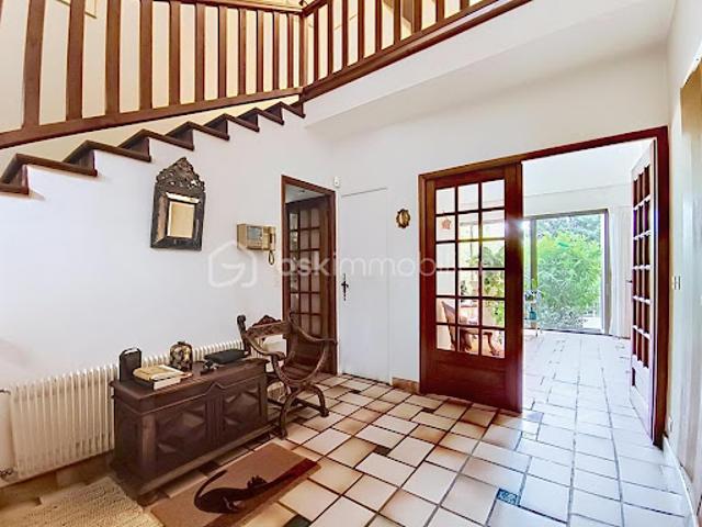 Vente Maison 7 pièces 172 m2 Chatou