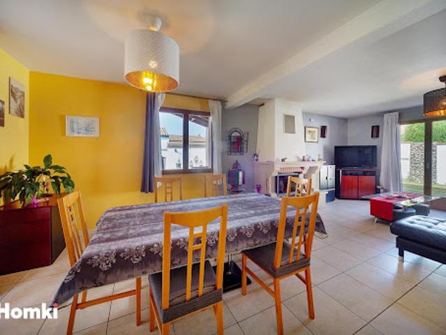 Vente Maison 7 pièces 172 m2 La Magdelaine sur Tarn